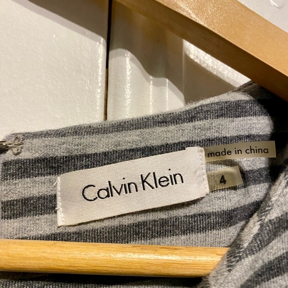 Striped Calvin Klein dress - Picture 2 of 4
